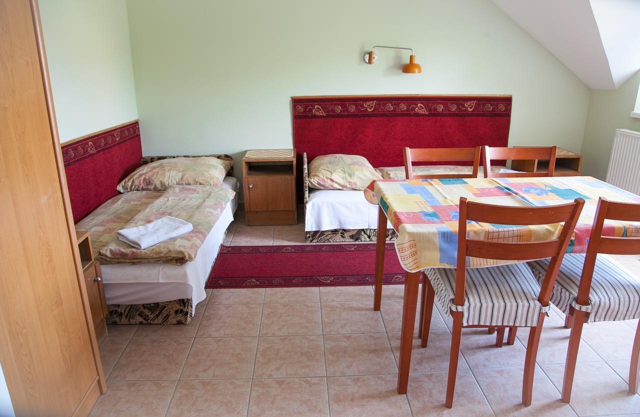 Izabella Panzio Bed and Breakfast Hajdúszoboszló Exterior foto